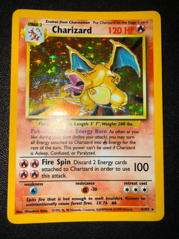 Charizard HOLO #4 Base Set Unlimited - LP